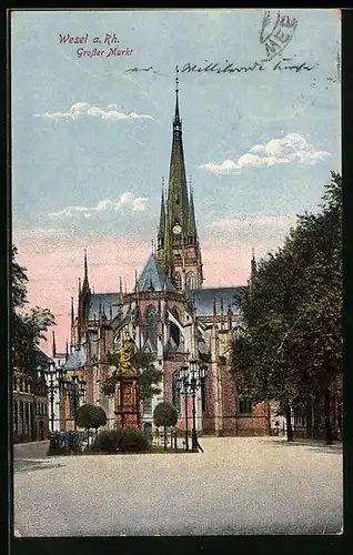 AK Wesel a. Rh., Grosser Markt mit Denkmal und Kirche