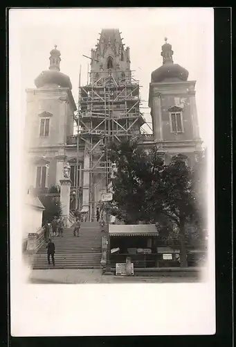 AK Mariazell, Blick auf die eingerüstete Kirche