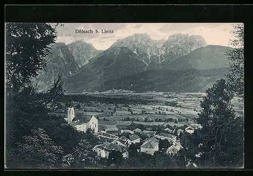 AK Dölsach b. Lienz, Totale vom Berg aus gesehen
