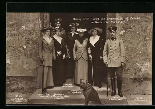 AK Prinzessin Olga und Herzogin v. Cumberland, Grossherzog v. von Mecklenburg mit Herzog Ernst August bei einem Treffen