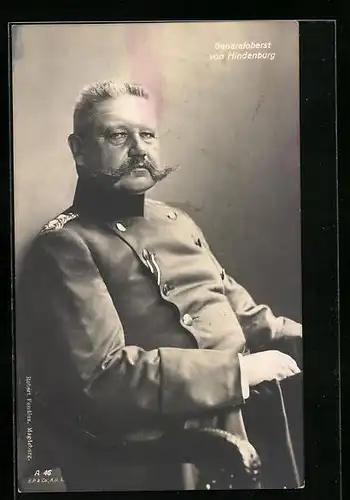 AK Generaloberst von Hindenburg uniformiert im Portrait