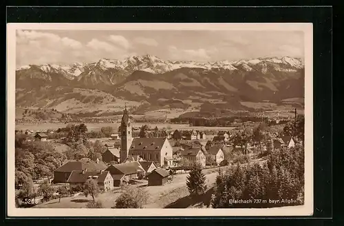 AK Blaichach / Allgäu, Ortsansicht mit Kirche
