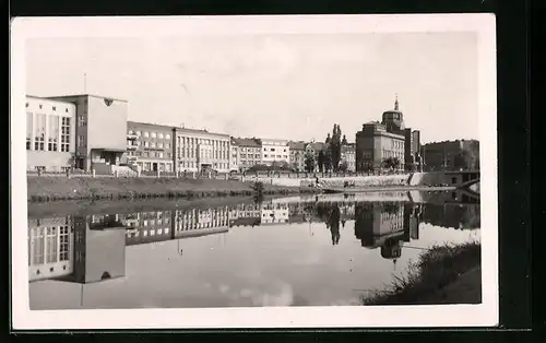 AK Hradec Králové, Flusspartie