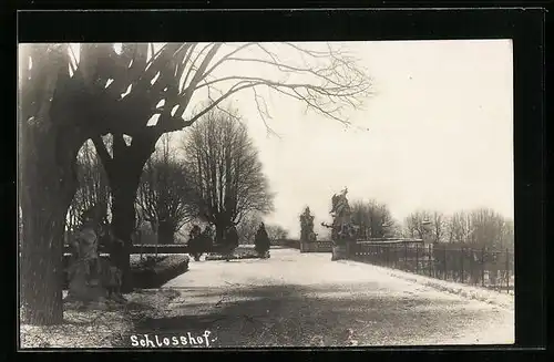 AK Engelhartstetten, Schloss Hof