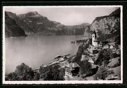 AK Flüelen, Blick über Ort und See zu den Bergen