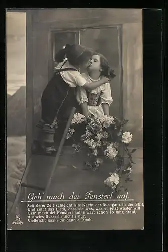 AK Junge auf der Leiter beim Fensterln küsst das Mädchen mit Spruch