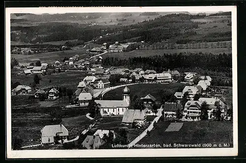 AK Hinterzarten /bad. Schwarzwald, Totalansicht aus der Vogelschau