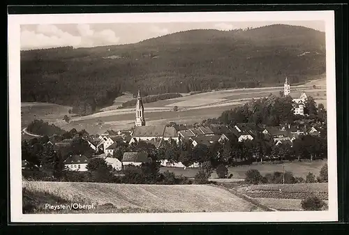 AK Pleystein /Oberpf., Ortsansicht von einem Berg aus gesehen