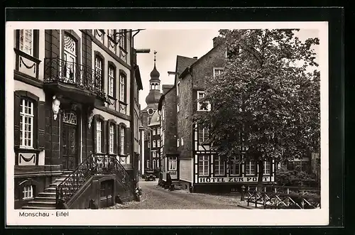 AK Monschau /Eifel, Blick zur Kirche und Hotel Zur Post