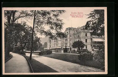 AK Baden-Baden, Oos-Partie mit Hotel Stephanie