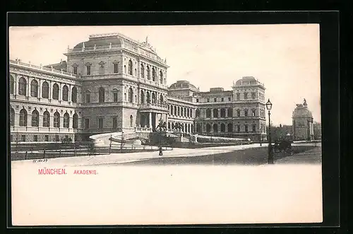AK München, Akademie