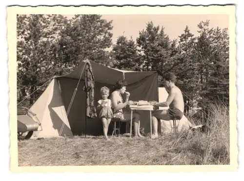 48 Fotografien Ansicht Sonderborg, Zelturlaub, Camping mit Fiat Topolino, Bademode, Windmühle, Klappbrücke, Motorrad