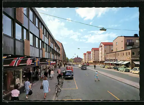 AK Gävle, S. Kungsgatan, Strassenpartie mit Einkaufsmeile