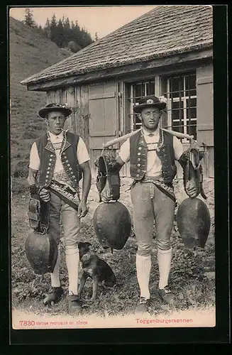 AK Toggenburgersennen in Tracht mit Glocken