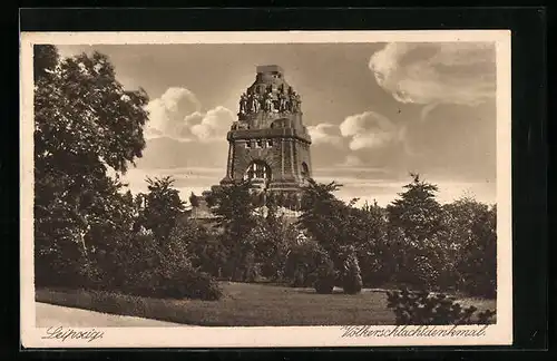 AK Leipzig, Völkerschlachtdenkmal in schwarz-weiss