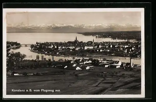 AK Konstanz a. B., Ortsansicht vom Flugzeug aus