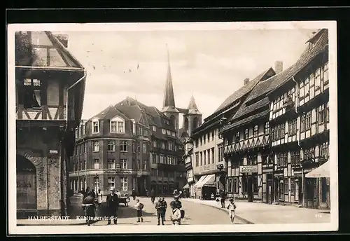 AK Halberstadt, Kühlingerstrasse mit Kirche