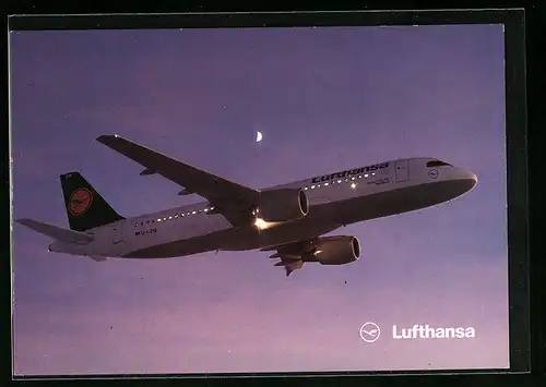 AK Airbus A320-200 der Lufthansa am Himmel