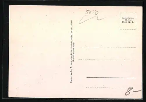 AK Efferen, Strassenpartie mit Wohnhäusern, Strassenpartie mit Kirche