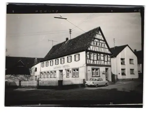 10 Fotografien Ansicht Grossheubach, Gasthaus zum weissen Ross, Cafe König, Gasthaus zur Bretzel, Innenansicht