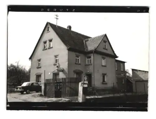 10 Fotografien Ansicht Grossheubach, Gasthaus zum weissen Ross, Cafe König, Gasthaus zur Bretzel, Innenansicht