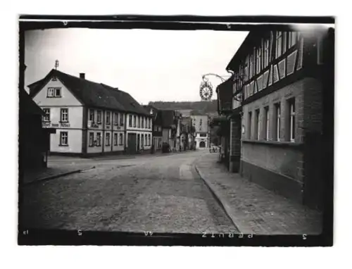 15 Fotografien Ansicht Bürgstadt a. Main, Post mit VW-Käfer, Strassenpartie an der Reifeisenbank, Gasthaus zur Krone