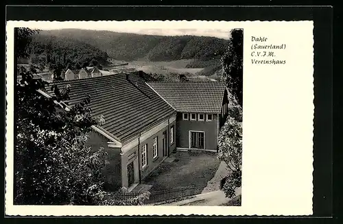 AK Dahle i. Sauerland, C.V.J.M. Vereinshaus aus der Vogelschau