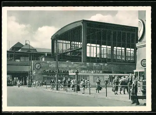 AK Berlin-Tiergarten, Blick auf den Bahnhof Zoo