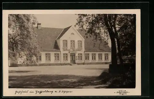AK Hasselberg /Ostsee, Gasthaus Spieskamer