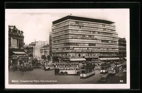 AK Berlin, Potsdamer Platz, Columbushaus mit Strassenbahnen