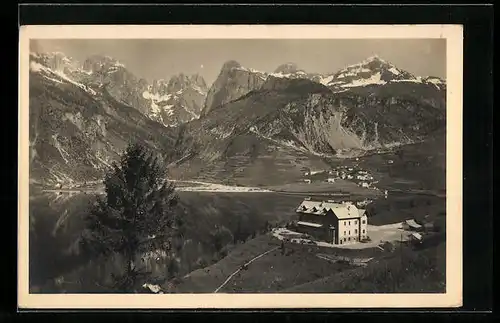 AK Molveno, Ortsansicht mit Bergpanorama