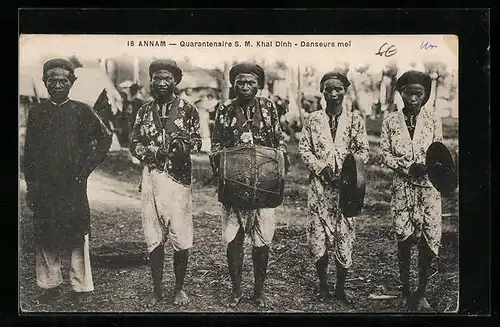 AK Annam, Quarantenaire S. M. Khal Dinh, Danseurs moi