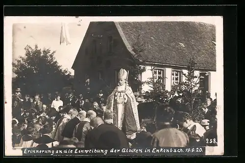 AK Enkenbach, Erinnerung an die Einweihung der Glocken 1920, Bischof mit Gläubigen