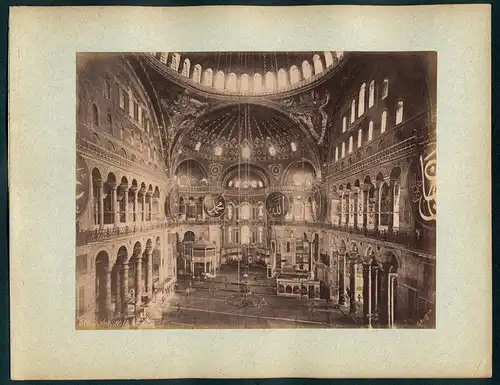 Fotografie Guillaume Berggren, Ansicht Istanbul, Innenansicht der Hagia Sophia Moschee, Ste. Sophie