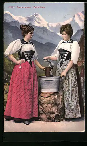 AK Bernerinnen in Tracht mit Milchkrug