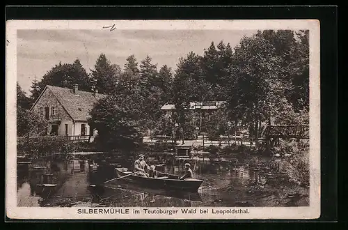 AK Leopoldsthal /Teutoburger Wald, Gasthaus Silbermühle mit Bootspartie
