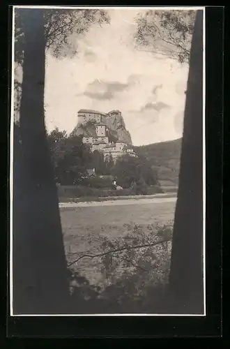 AK Oravsky Zámok, Panoramablick auf die Burg