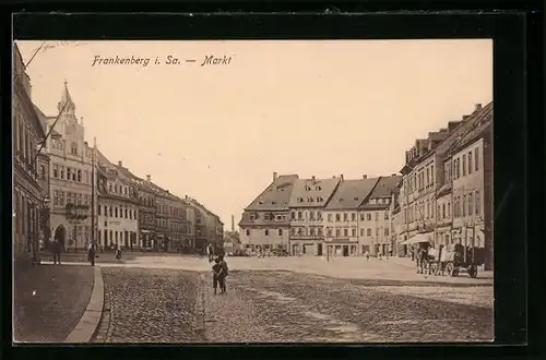 AK Frankenberg /Sa., Markt mit Passanten und Pferdewagen
