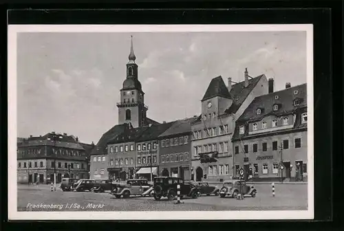 AK Frankenberg /Sa., Marktplatz mit Automobilen