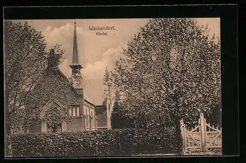 AK Wankendorf, Kirche, Strassenansicht mit Gartenzaun