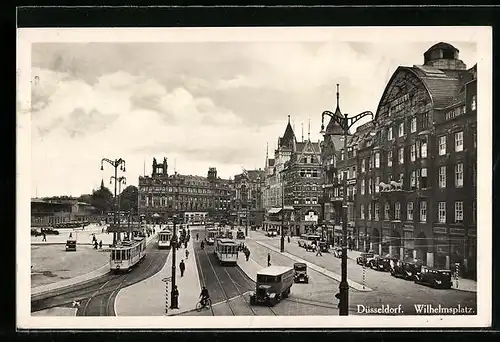 AK Düsseldorf, Wilhelmsplatz mit Strassenbahnen