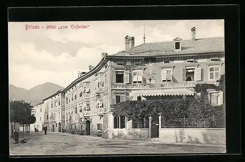 AK Brixen, Hotel zum Elefanten mit Strassenpartie