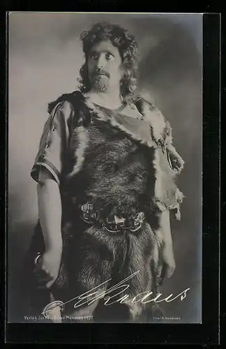 AK Opernsänger Kraus mit Schwert und behangen mit Pelz