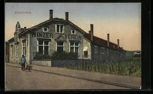 AK Deidesheim, Strassenpartie mit Winzer Verein