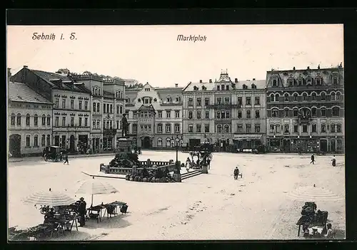 AK Sebnitz i. S., Marktplatz mit Denkmal