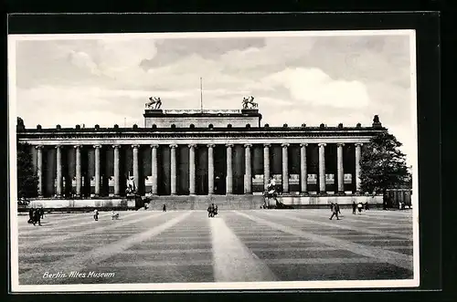 AK Berlin, Altes Museum, Gesamtansicht