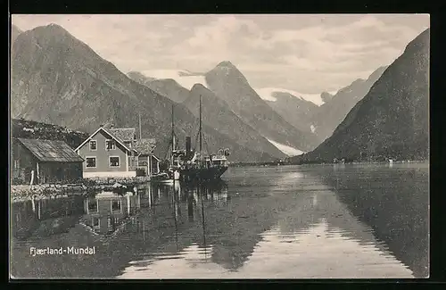 AK Fjaerland-Mundal, Ortspartie am Wasser