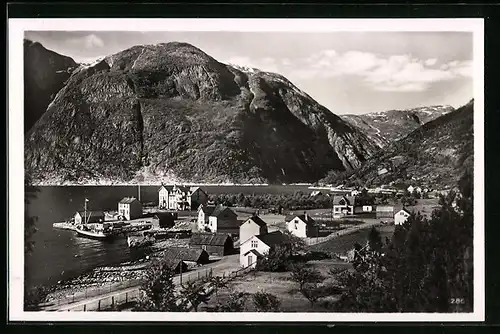 AK Vid /Eidfjord, Gesamtansicht mit Bergen am See