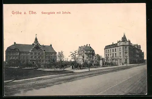 AK Gröba a. Elbe, Georgplatz mit Schule