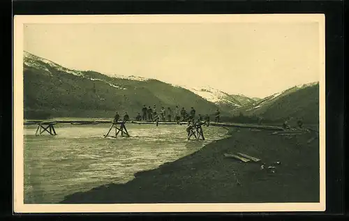 AK Huszt, Nagyag, Nothbrücke über den Fluss, März 1915